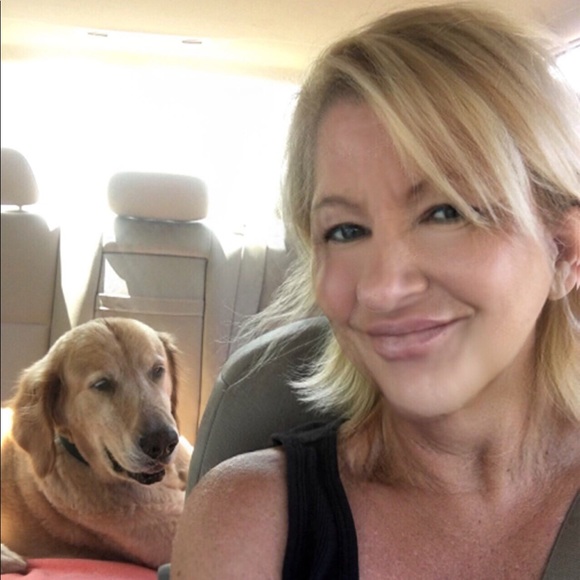 Meet your Posher, Jolene - Picture 2 of 7